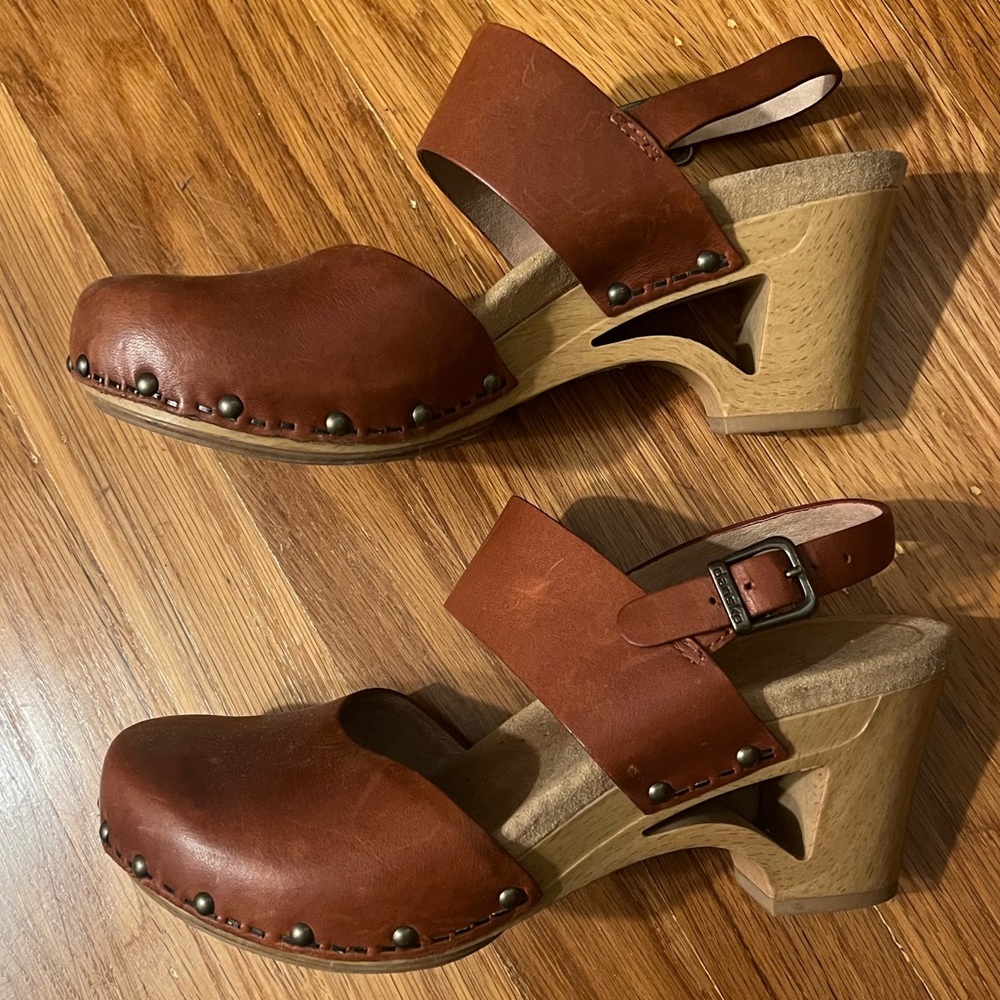 Dansko Thea Clog